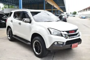 ISUZU Mu-x 3.0 DVD Navi เกียร์ A/T สีขาว