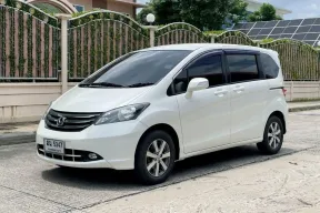 HONDA FREED 1.5 SE ปี 2012 สภาพนางฟ้า