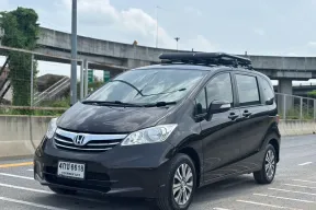 Honda Freed 1.5 E ปี 2013 รถสวย สภาพดี
