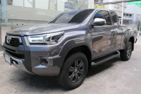2024 Toyota Hilux Revo  CAB 2.4 ENTRY PRERUNNER (เครื่องรุ่นใหม่ ยูโร5)  รถสวยสภาพใหม่  ฟรีดาวน์
