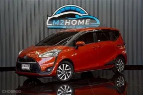 TOYOTA SIENTA 1.5 V AT ปี 2018 สีส้ม