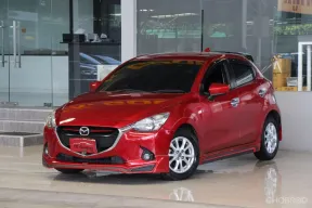 Mazda 2 1.3 Sports High Connect ปี 2017 รถบ้านมือเดียว ใช้น้อยเข้าศูนย์ตลอด ไ่ม่เคยติดแก๊ส ออกรถ0บาท
