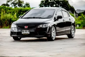 2011 Honda CIVIC 1.8 i-VTEC รถเก๋ง 4 ประตู 