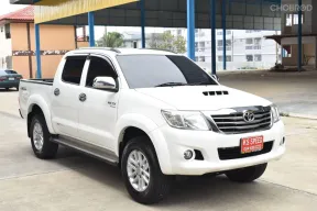 Toyota Vigo 2.5G Prerunner สีขาว เกียร์ออโต้ ปี2014