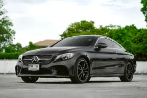 Benz C200 Coupe AMG สีเทาเข้ม ปี 2019  เครื่อง 2,000 cc. ราคาถูกที่สุดในตลาดตอนนี้เลย