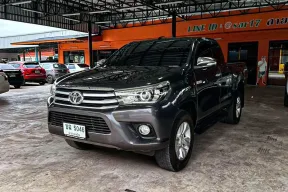 Toyota Revo Smart Cab 2.4 E Plus Prerunner เกียร์ธรรมดา ปี 2017 ผ่อนเริ่มต้น 6,xxx บาท