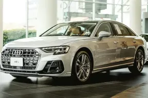 ราคา Audi A8 2025: ราคาและตารางผ่อน ออดี้เอ8 เดือนกันยายน 2568
