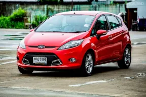 2012 Ford Fiesta 1.5 รถเก๋ง 5 ประตู 
