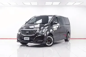 1E021 HYUNDAI H1 2.5 DELUXE AT 2017