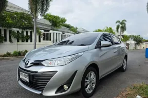 Toyota Yaris Ativ 1.2 E ปี 2017 สภาพดีไมล์น้อย