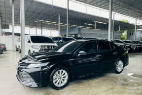 TOYOTA CAMRY 2.5 HYBRID PREMIUM 2020 รถสวย มือแรกออกห้าง ไมล์แท้ TOP สุด ออฟชั่นล้น รับประกันตัวถัง