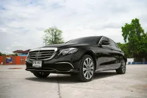 New !! Benz E350e Exclusive ปี 2017 สภาพสวยมาก มือเดียวป้ายแดง Option เต็ม ๆ ขับดีมาก ประหยัดสุด ๆ