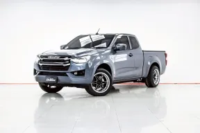 3B058 ISUZU D-MAX 1.9 L DA SPACE CAB MT 2024 