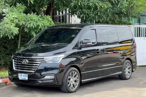 Hyundai H-1 2.5 Deluxe ปี 2018