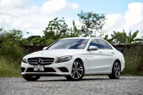 Mercedes-Benz C300e Avantgarde W205 AT 2021