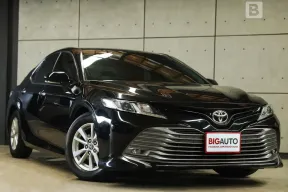 2020 Toyota CAMRY 2.0 G Sedan AT ไมล์แท้ มือเเรกจากป้ายเเดง สภาพโดยรวมเรียบร้อยเหมือนใหม่ B9002
