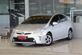 Toyota Prius 1.8 Hybrid ปี 2014 เปลี่ยนแบตhybrid ปี 2022 ใช้น้อยมากเข้าศูนย์ตลอด รถบ้านแท้ ฟรีดาวน์