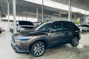 TOYOTA CROSS 1.8 PREMIUM SAFETY HYBRID 2021 รถสวย มือแรก พร้อมใช้ ไมล์น้อย TOP รับประกันตัวถัง