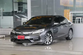 Honda ACCORD 2.0 EL ปี 2017 ไมล์แท้9x,xxxโล รถบ้านแท้ๆ ไม่เคยติดแก๊ส เข้าศูนย์ตลอด ออกรถ0บาท