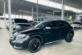 MERCEDES-BENZ GLA250 2.0 AMG Dynamic W156 ปี 2018 รถสวย สภาพพร้อมใช้ ไมล์น้อย TOP รับประกันตัวถังสวย