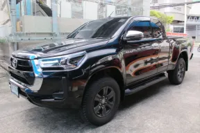 2022 Toyota Hilux Revo 2.4 ENTRY PRERUNNER เกียร์ธรรมดา รถกระบะ รถสวยสภาพใหม่ มือเดียว ฟรีดาวน์