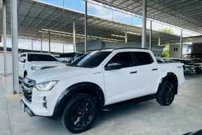 ISUZU D-MAX 3.0 V-CROSS M 4WD 2022 รถสวย มือแรก สภาพป้ายแดง ไมล์ 2 หมื่น TOP สุด รับประกันตัวถังสวย