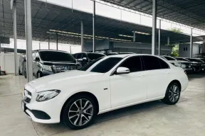 MERCEDES-BENZ E300e 2.0 AVANTGARDE ปี 2021 รถสวย มือเเรก ไมล์น้อย พร้อมใช้ รับประกันตัวถังสวย
