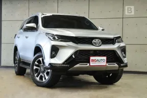 2022 Toyota FORTUNER 2.4 Leader V SUV AT ไมล์แท้ 7 หมื่น Warranty 5 ปี 150,000 KM B274