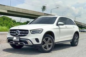 Mercedes-Benz GLC 220d 4 Matic Facelift ปี 2020 จด 2022 สีขาว