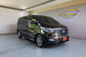 2020 HYUNDAI H-1 2.5 DELUXE AT