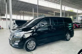 HYUNDAI H-1 2.5 DELUXE ปี 2020 รถสวย สภาพพร้อมใช้ ไมล์น้อย TOP สุด รับประกันตัวถังสวย