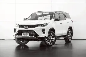 2022 TT.FORTUNER 2.4 LEGENDER BLACK TOP 4WD