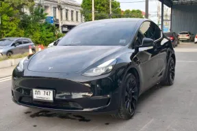 2023 TESLA Model Y Long Range 4WD SUV สีดำ
