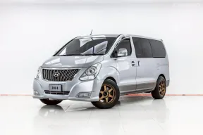 3B187 HYUNDAI H-1 2.5 DELUXE AT 2012