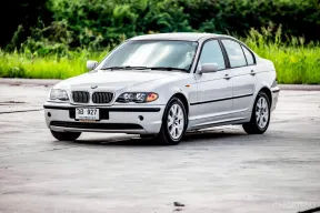 2003 BMW 3 Series 2.0 318i รถเก๋ง 4 ประตู 