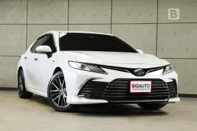 2022 Toyota CAMRY 2.5 HEV Premium Sedan AT ไมล์แท้ 2 หมื่น รับประกัน 5 ปี 150,000 KM B1543
