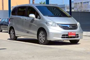 Honda Freed 1.5EL (MNC) ปี 2014 สีเทา 