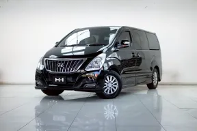 2B214 Hyundai H-1 2.5 Elite รถตู้/VAN 2017 