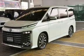 2022จด2023 Toyota Voxy 1.8 Hybrid S-Z