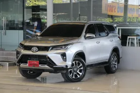 2023 Toyota Fortuner 2.4 G Legender SUV 