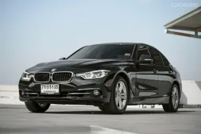 BMW 330e Sport Line ปี 2017  เบาะแดงสปอร์ตถึงใจ เกาะแน่นติดถนน ราคาแค่ครึ่งล้าน