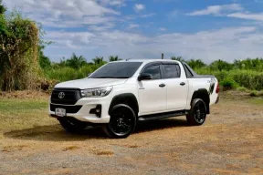 TOYOTA HILUX REVO ROCCO PreRunner 2.4 (CAB4) ปี 2019 ตัวท็อป หล่อ แรง ประหยัด ทน ครบจบในคันเดียว