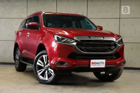 2023 Isuzu MU-X 3.0 Ultimate 4WD SUV AT ไมล์แท้ 1 หมื่น รับประกันตัวรถ 3 ปี 100,000 KM B3650