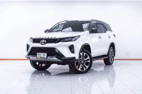 1E665 TOYOTA FORTUNER 2.4 G LEADER AT 2022