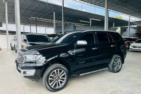FORD EVEREST 2.0 TITANIUM PLUS 4WD ปี 2021 รถสวย มือแรก พร้อมใช้ TOP สุด ไมล์น้อย รับประกันตัวถังสวย
