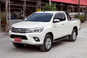 2017 Toyota Hilux Revo 2.4 Prerunner รถกระบะ ผ่อน 8,xxx/6ปี