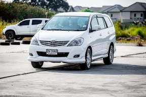 2010 Toyota Innova 2.0 SUV 