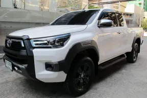 2025 TOYOTA REVO CAB 2.4 ENTRY PRERUNNER เกียร์ธรรมดา สีขาว วิ่งน้อย 18,839 กม. รถสวยสภาพใหม่ 