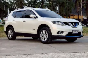 NISSAN X-TRAIL 2.0 V HYBRID 4X4  ปี 2015 จด 2016