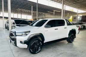 TOYOTA REVO 2.4 ROCCO ปี 2023 รถสวย มือแรกออกห้าง พร้อมใช้ ไมล์ 5 หมื่น รับประกันตัวถังสวย